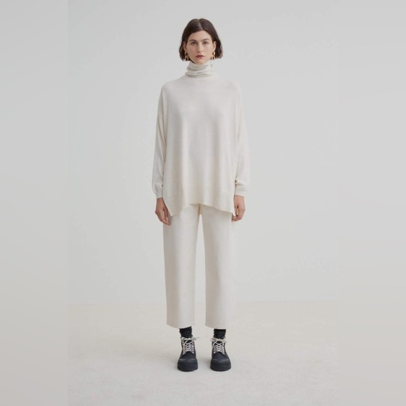 Gallery Sweater by Kowtow - Picture 3 of 7